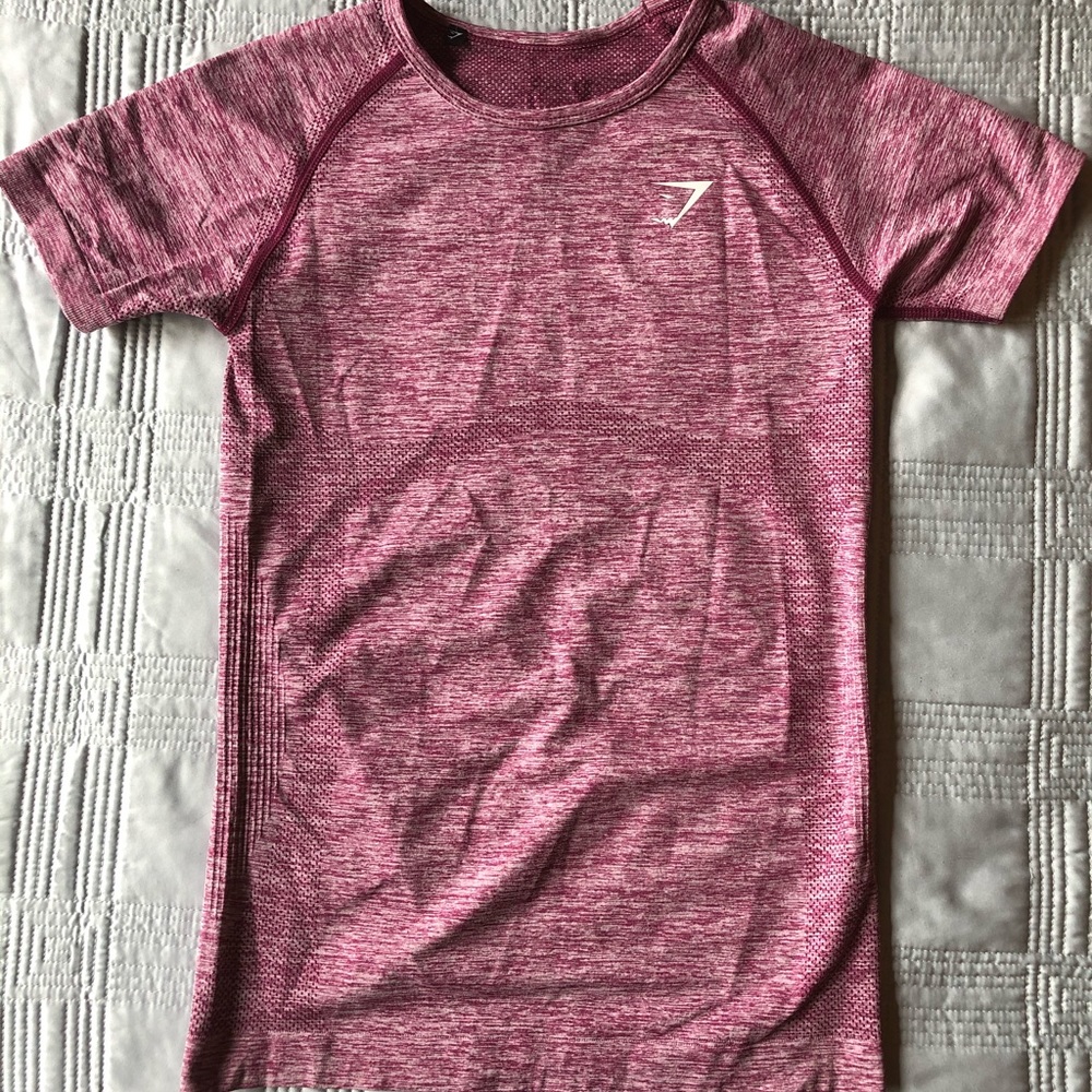 🦈 Gymshark 🦈 Size Small Shirt